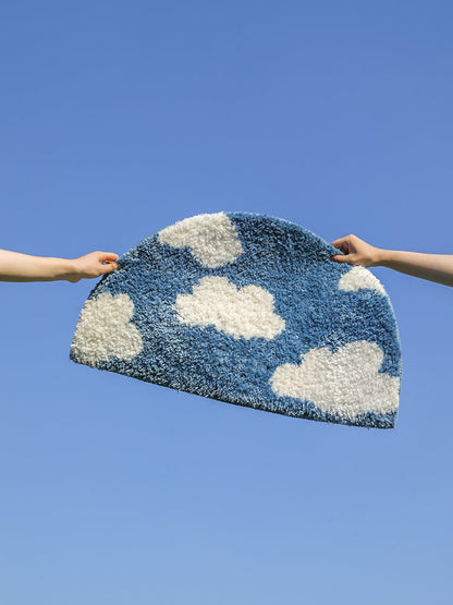 Cloudy Rug in blue Sky